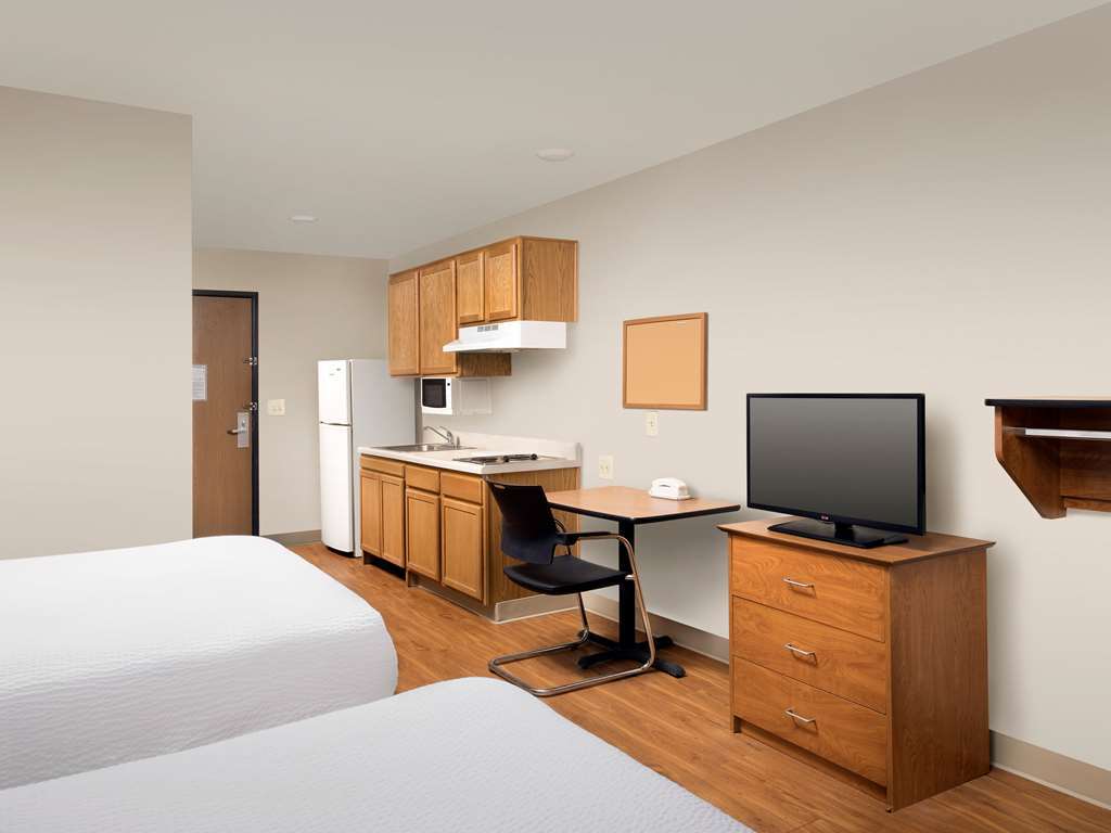 Woodspring Suites Albuquerque Room photo